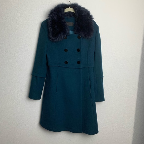 Elie Tahari Jackets & Blazers - Elie Tahari wool coat faux fur 4 green aqua